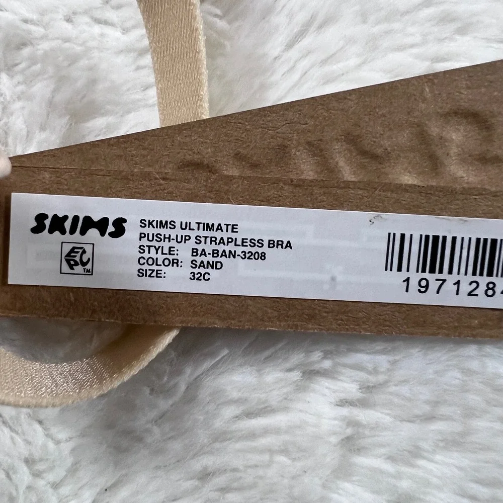 Skims Ultimate Push-Up Strapless Bra Sand Beige Multi-Way 32C BA-BAN-3208 NEW - Picture 7 of 11